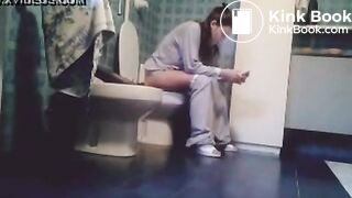 spy toilet - video 326