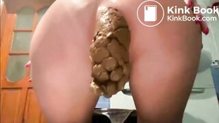 Girl Pooping - video 38