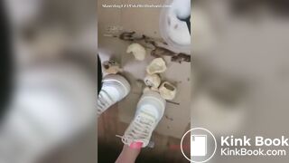 chinese femdom - video 245