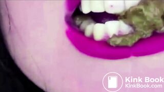 Sexy Scat Breath 1/3