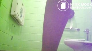 Public toilet spy - Beach blonde makes a splash