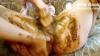 Beautiful slut enjoying a hot massage with shit