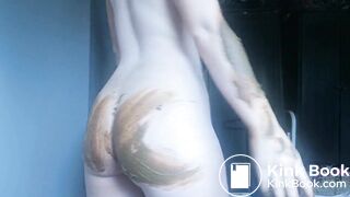 Pierced hottie smear