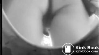 girls pooping 2