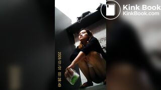 Thai girls on toilet 17