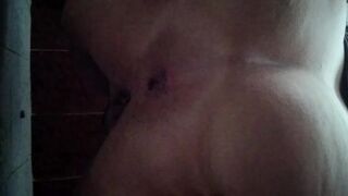 Bbw Latina with soft cheeks poops