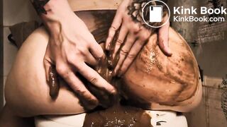 Bubble butt girl filled panties with poop