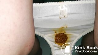 Let take off this lovely yellow pure panty to see the shit filled inside!!