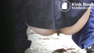 japanese outdoor pooping - video 5