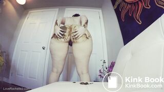 Stepmom covers her body in shit