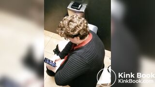 Another teacher pooping