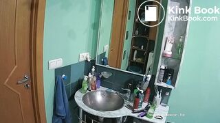 Woman pooping in Toilet 5