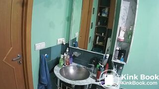 Woman pooping in Toilet 5