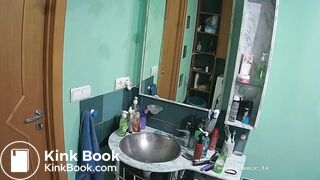 Woman pooping in Toilet 5