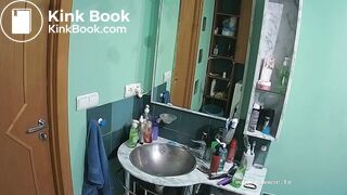 Woman pooping in Toilet 5