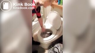 Girl shits in blender