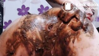 Camgirl shitting in pantyhose and anal self fisting