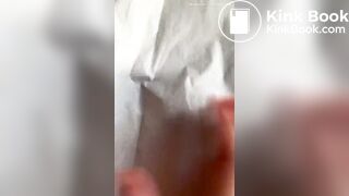 Hot girl pooping - video 8