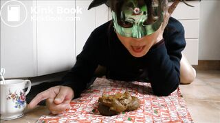 Japanese scat slut plays with her shit again, it's part of her training