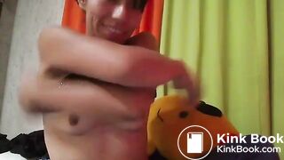 l latina dildoing her tight ass on live webcam