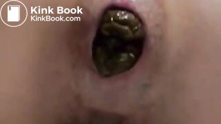 Quick poop - video 17