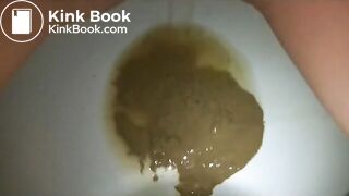 Alexa has diarrhea in toilet - video 3