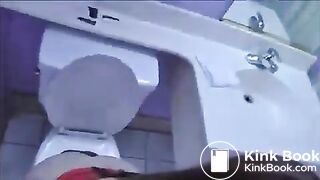 Poop selfie - video 3