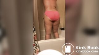 Orange panty poop - video 2
