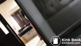 CHINESE UNI GIRL TOLIET VOYEUR 21