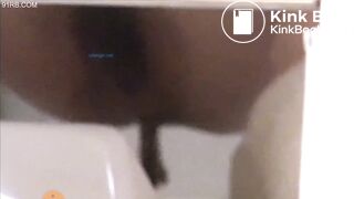 Diarrhea in the toilet07