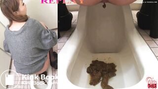 Japanese girls shitting (2/3)