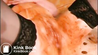 Shitty masturbation - video 6