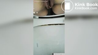 POV pooping - video 2