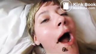 Sweet scat girl Egets full mouth of shit and swallows it xxx