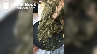 Mature bbw wife enjoys scat and manure