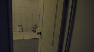 Taiwan girl smelly shit