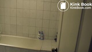 Taiwan girl smelly shit