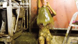 Maria Anjel Orgasm in the milking room