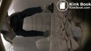 korean girl pooping - video 40