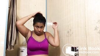 ebony girl toilet poop