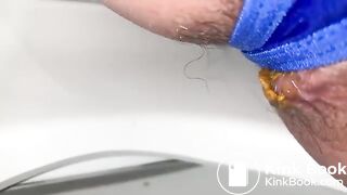 Me poop while didn't take off my panty