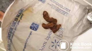 Crotte dans un sac plastique