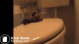 Japanese amateur woman selfie shitting