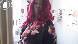 Shitting off side the tub