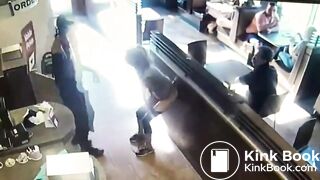 Irate Woman Shits on Restaurant Floor, Throws Feces at Worker.mp4