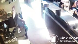 Irate Woman Shits on Restaurant Floor, Throws Feces at Worker.mp4