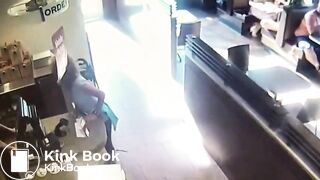 Irate Woman Shits on Restaurant Floor, Throws Feces at Worker.mp4