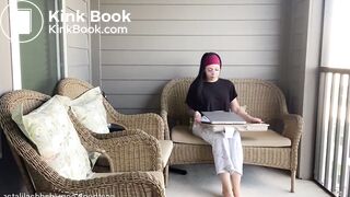 Desperate Mess In Her Pull-Up