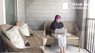 Desperate Mess In Her Pull-Up