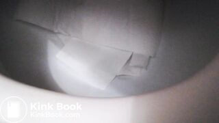 Girl pooping a Little bit